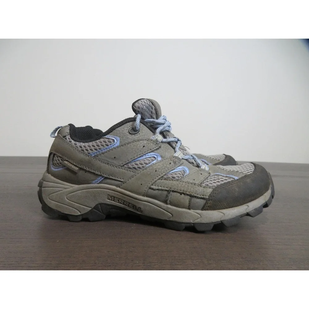 Merrell Waterproof Hiking Shoes Youth 4 Gray Trail Lace Up Boots Trail Athletic